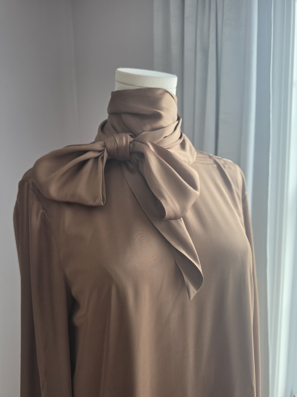 Massimo Dutti Satin Tie-Neck Blouse in Camel Brown
